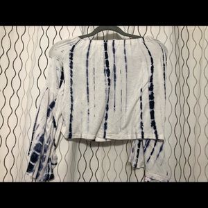 Off the Shoulder Boot Sleeve Top